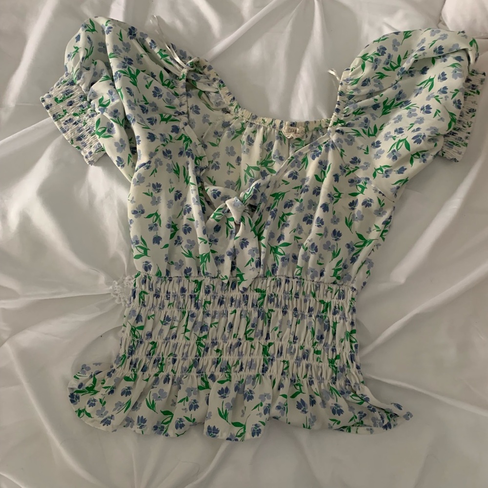 Cream Puff Sleeve Smocked Blouse with Tie Front